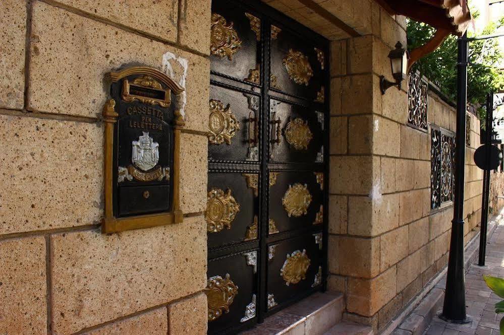 Hotel Zurich Анталья Экстерьер фото